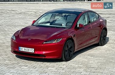 Седан Tesla Model 3 2024 в Золочеві