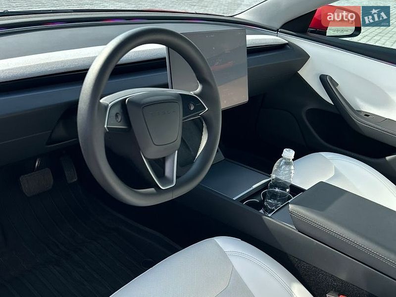 Седан Tesla Model 3 2024 в Золочеві