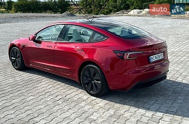 Седан Tesla Model 3 2024 в Золочеві