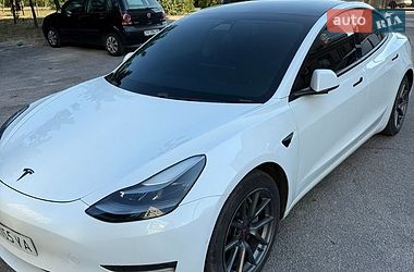 Седан Tesla Model 3 2021 в Дніпрі