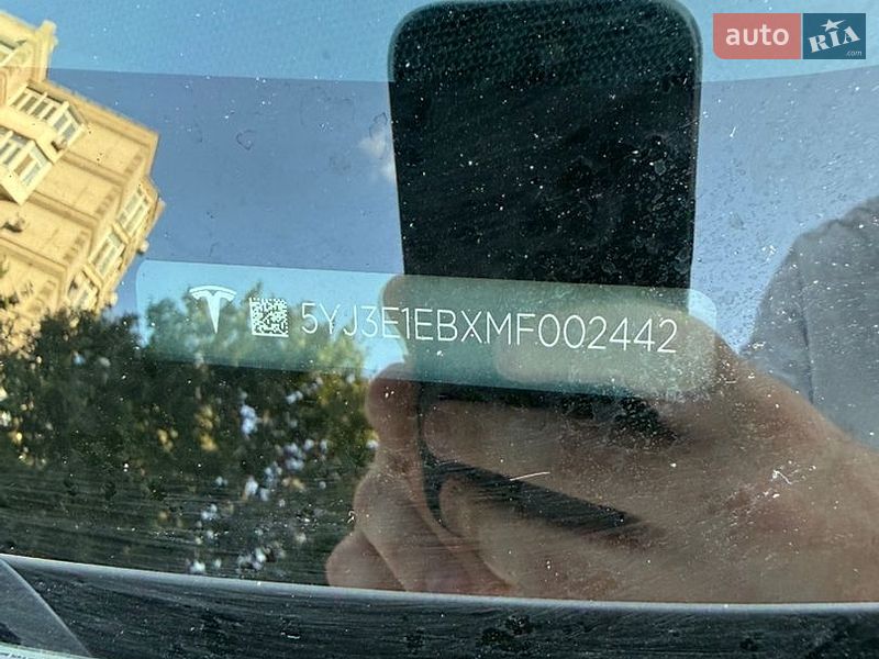 Седан Tesla Model 3 2021 в Дніпрі