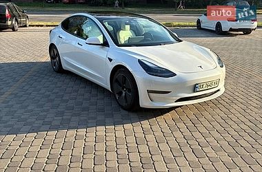 Седан Tesla Model 3 2021 в Хмельницком Седан Tesla Model 3 2021 в Хмельницком