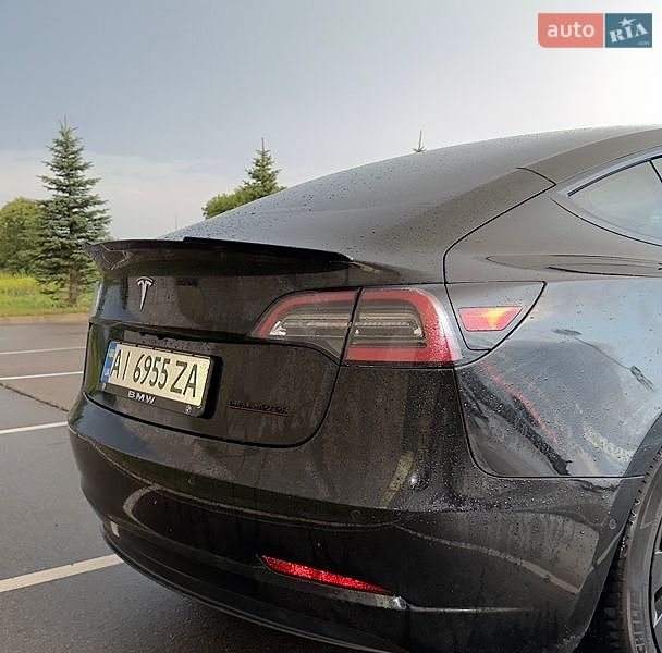 Седан Tesla Model 3 2019 в Києві