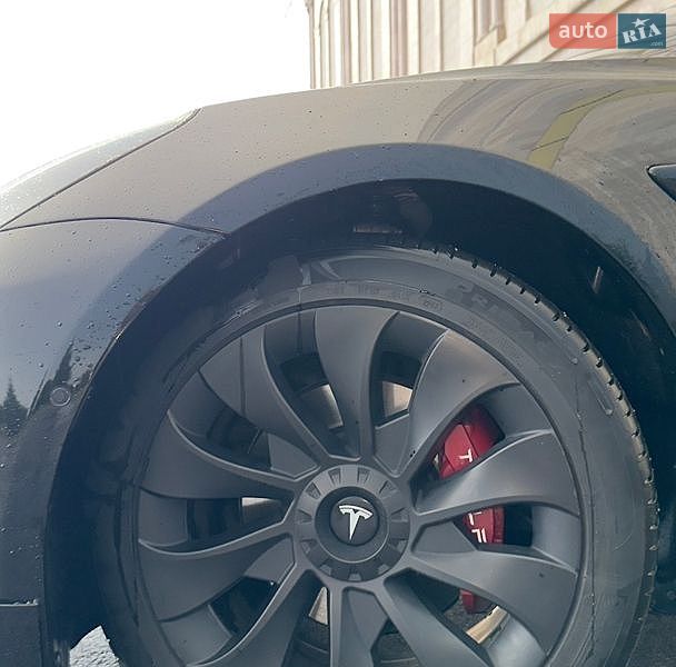 Седан Tesla Model 3 2019 в Києві