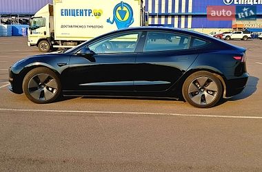 Седан Tesla Model 3 2023 в Рівному
