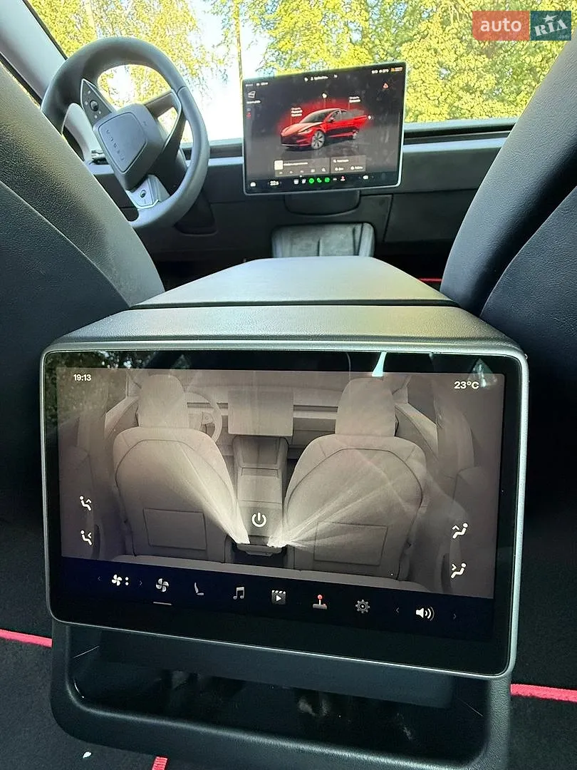2024 Tesla Model 3 - мініатюра 26
