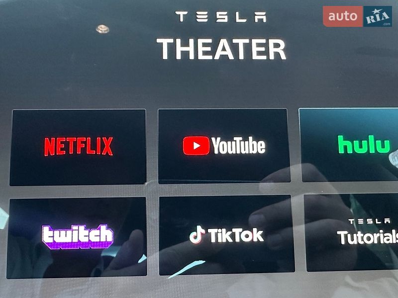 Седан Tesla Model 3 2019 в Львове фото 33 Седан Tesla Model 3 2019 в Львове