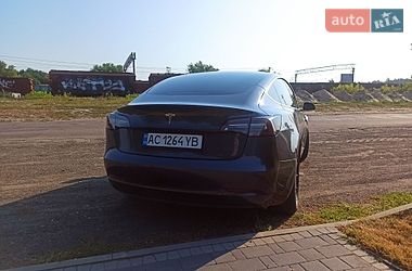 Седан Tesla Model 3 2019 в Ківерцях