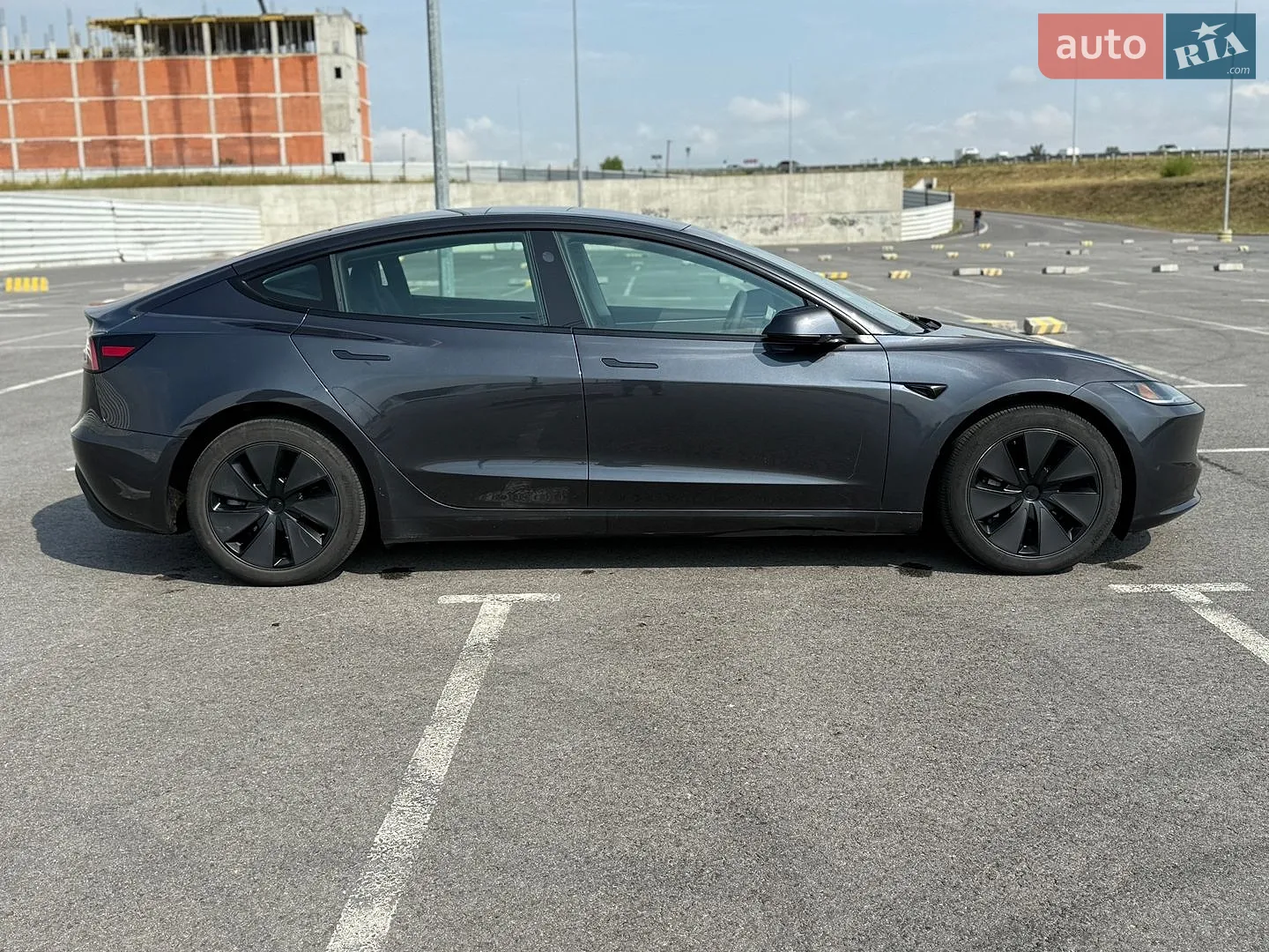 2024 Tesla Model 3 - мініатюра 16