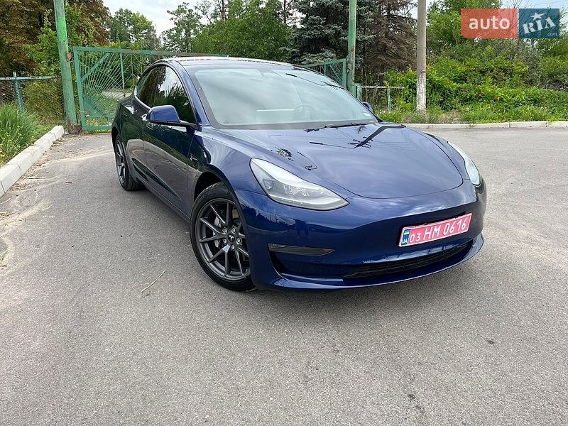 Седан Tesla Model 3 2022 в Кривом Роге фото Седан Tesla Model 3 2022 в Кривом Роге