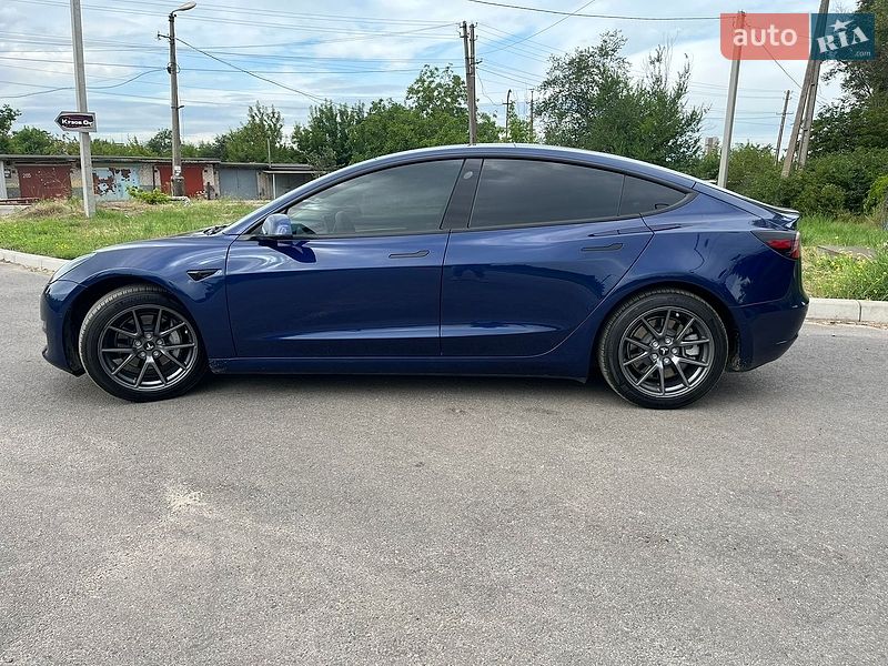 Седан Tesla Model 3 2022 в Кривом Роге фото 5 Седан Tesla Model 3 2022 в Кривом Роге
