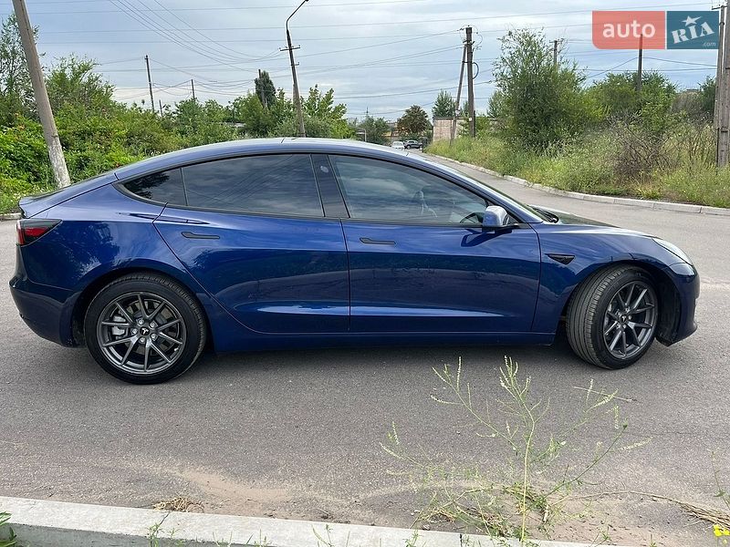 Седан Tesla Model 3 2022 в Кривом Роге фото 6 Седан Tesla Model 3 2022 в Кривом Роге