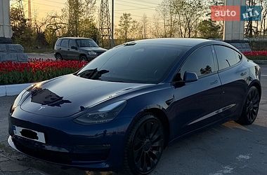 Седан Tesla Model 3 2022 в Харькове