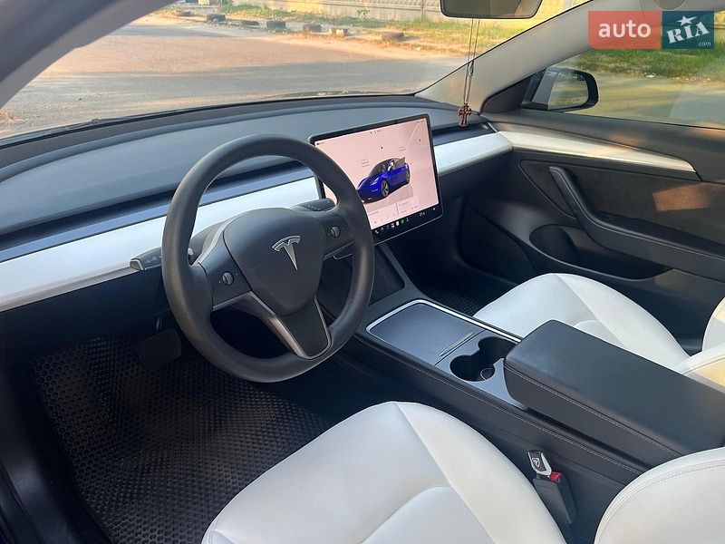 Седан Tesla Model 3 2023 в Днепре фото 5 Седан Tesla Model 3 2023 в Днепре
