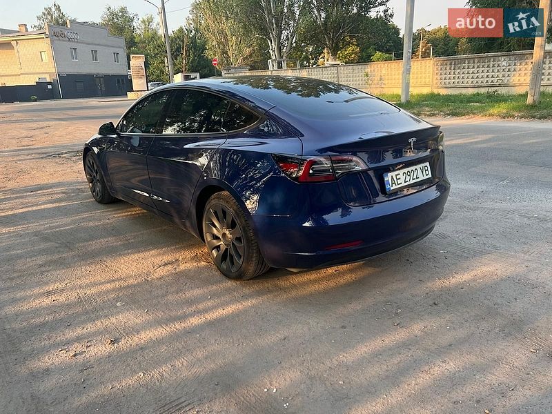 Седан Tesla Model 3 2023 в Днепре фото 4 Седан Tesla Model 3 2023 в Днепре