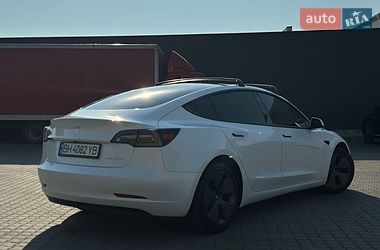 Седан Tesla Model 3 2022 в Чорноморську