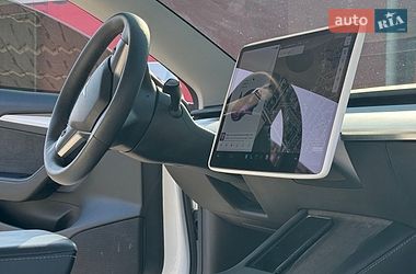 Седан Tesla Model 3 2022 в Чорноморську