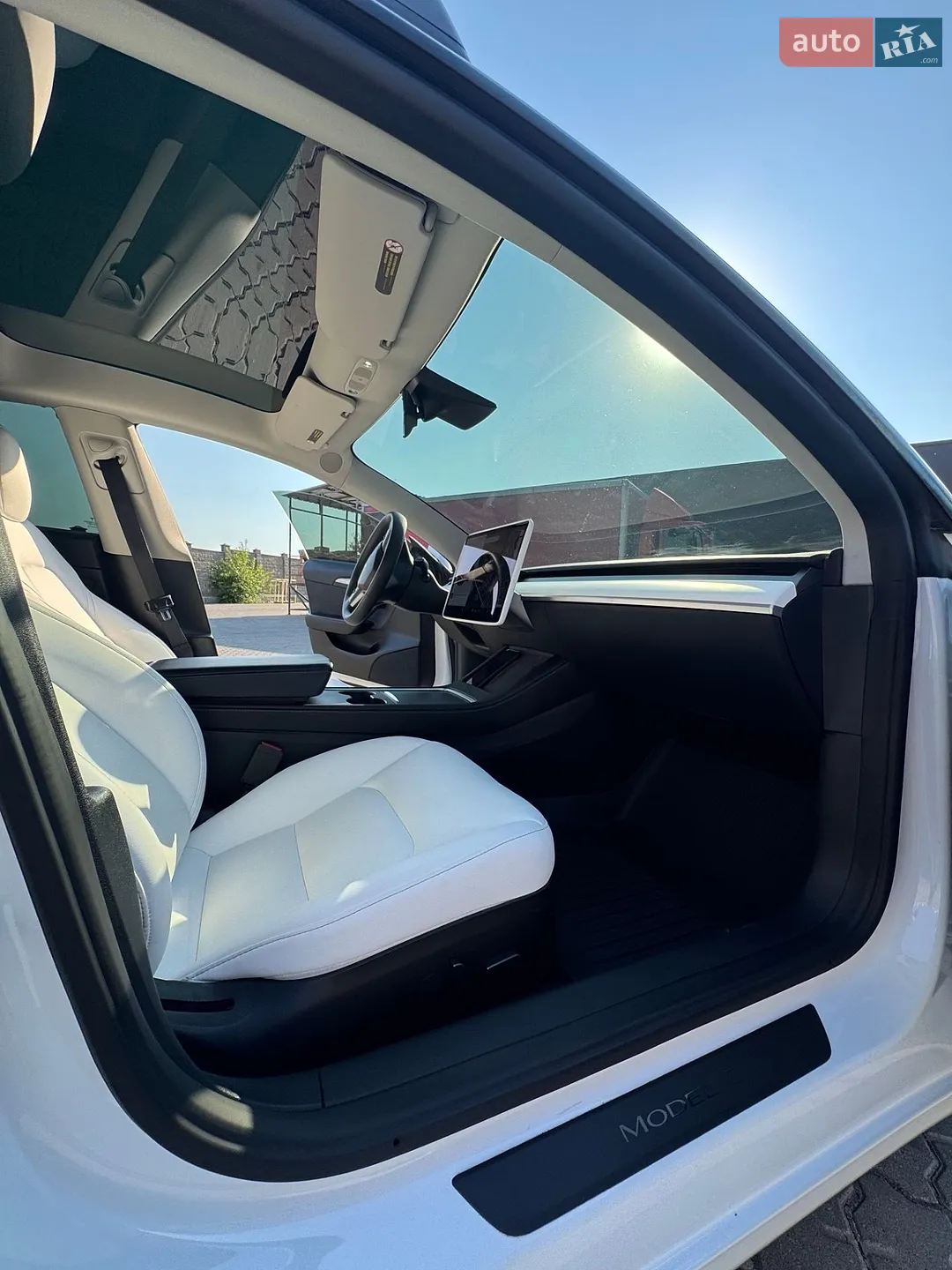 2022 Tesla Model 3 - мініатюра 18