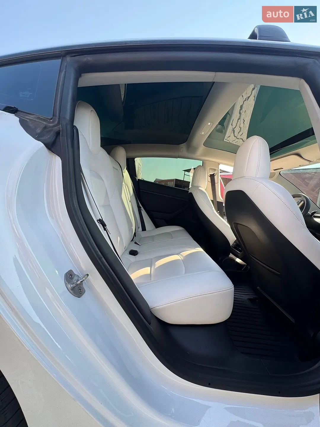 2022 Tesla Model 3 - мініатюра 23