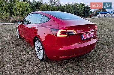 Седан Tesla Model 3 2022 в Полтаві