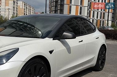 Седан Tesla Model 3 2021 в Києві