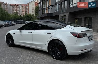 tesla model-3 2021 в Киев от профессионального продавца 