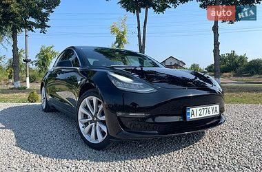 Седан Tesla Model 3 2018 в Переяславе