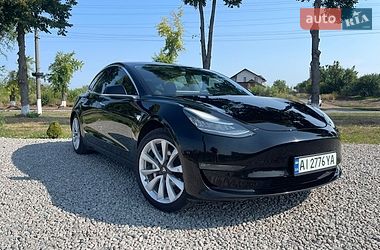 Седан Tesla Model 3 2018 в Переяславе