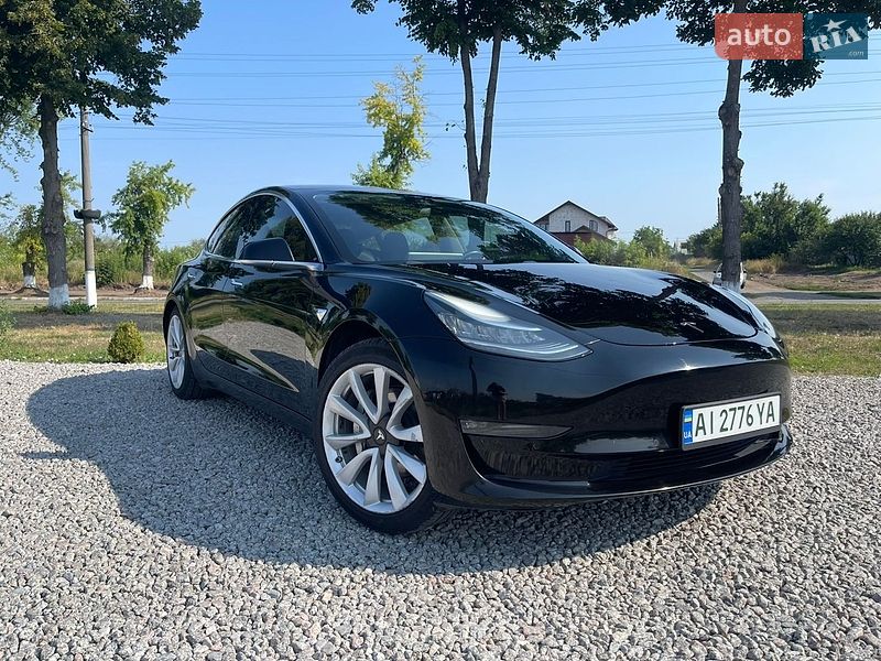 Седан Tesla Model 3 2018 в Переяславе