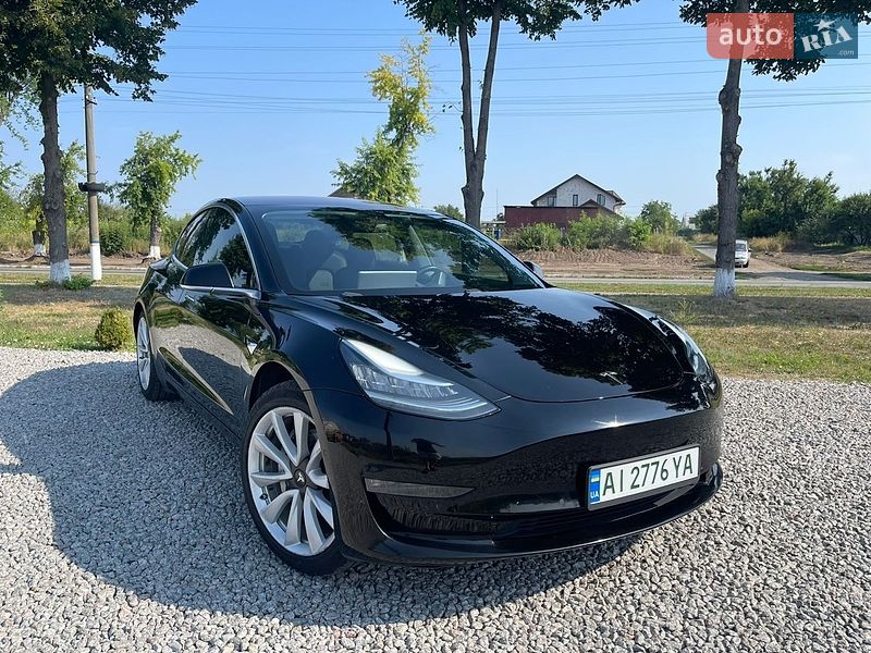 Седан Tesla Model 3 2018 в Переяславе