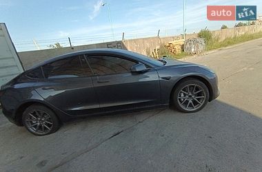 Седан Tesla Model 3 2018 в Киеве