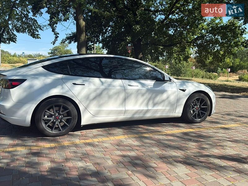 Седан Tesla Model 3 2021 в Кропивницькому фото 7 Седан Tesla Model 3 2021 в Кропивницькому
