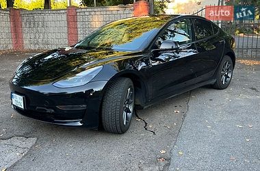 Седан Tesla Model 3 2021 в Хмельницькому
