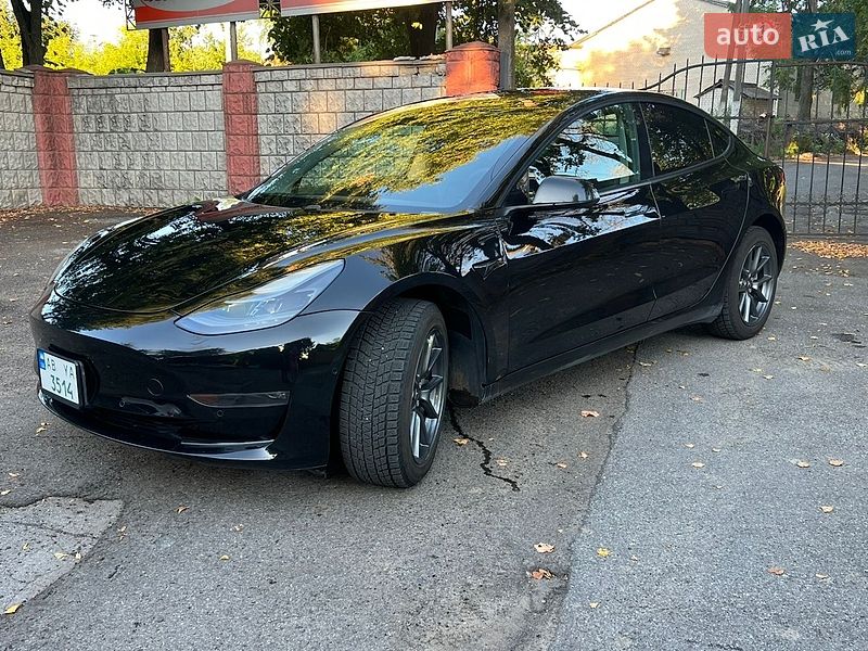 Седан Tesla Model 3 2021 в Хмельницькому