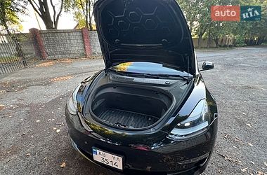 Седан Tesla Model 3 2021 в Хмельницькому