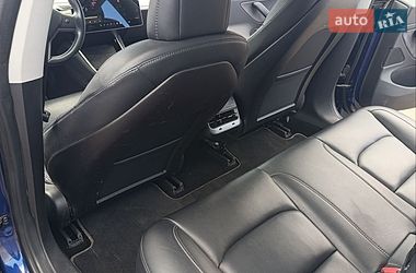 Седан Tesla Model 3 2018 в Києві