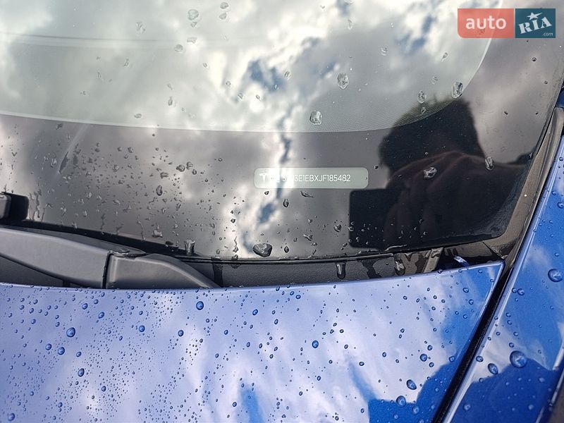 Седан Tesla Model 3 2018 в Києві