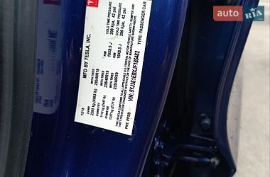 Седан Tesla Model 3 2018 в Києві