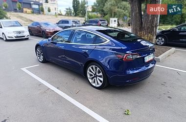 Седан Tesla Model 3 2018 в Києві