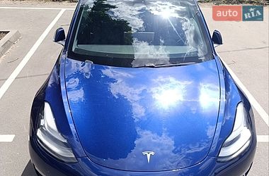 Седан Tesla Model 3 2018 в Києві
