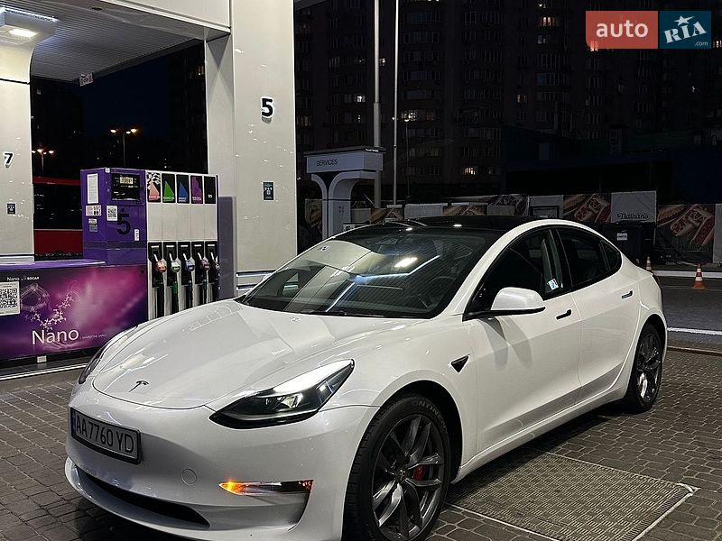 Tesla Model 3 2023