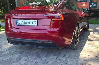 Седан Tesla Model 3 2024 в Самборе