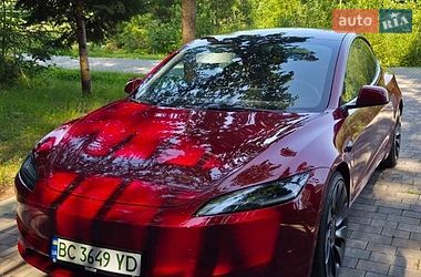 Седан Tesla Model 3 2024 в Самборе