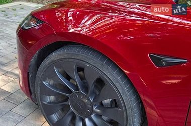 Седан Tesla Model 3 2024 в Самборе