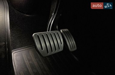 Седан Tesla Model 3 2022 в Львове