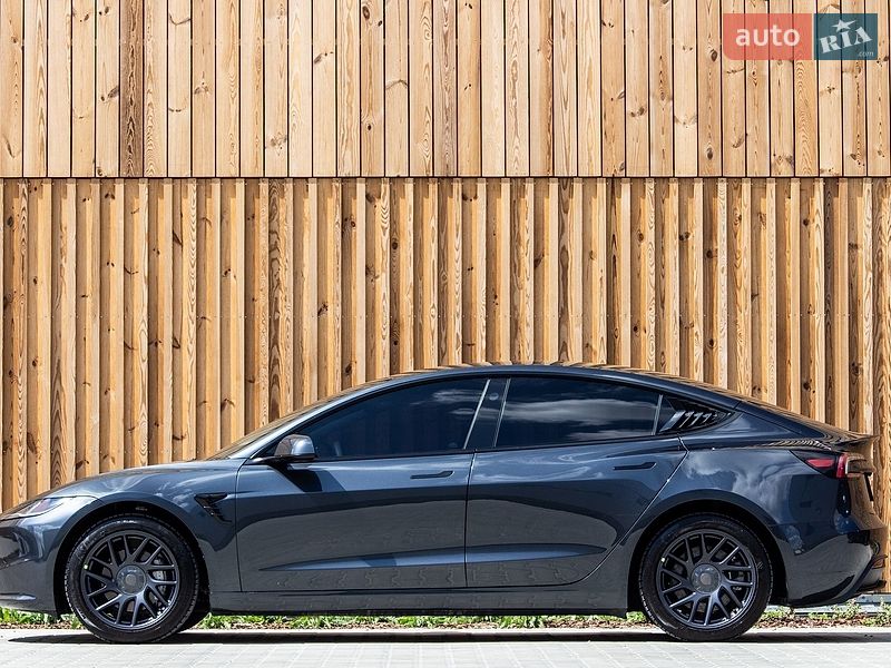 Седан Tesla Model 3 2024 в Львове фото 4 Седан Tesla Model 3 2024 в Львове