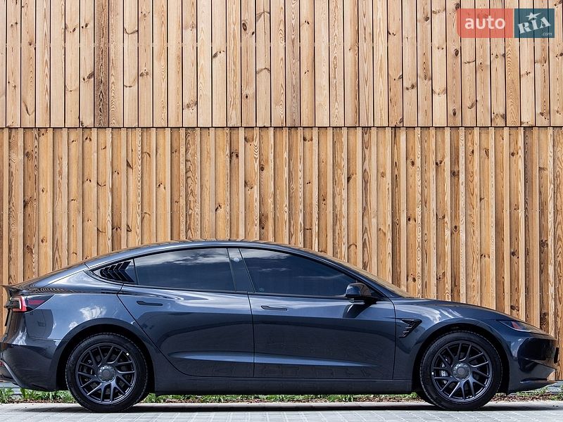 Седан Tesla Model 3 2024 в Львове фото 6 Седан Tesla Model 3 2024 в Львове