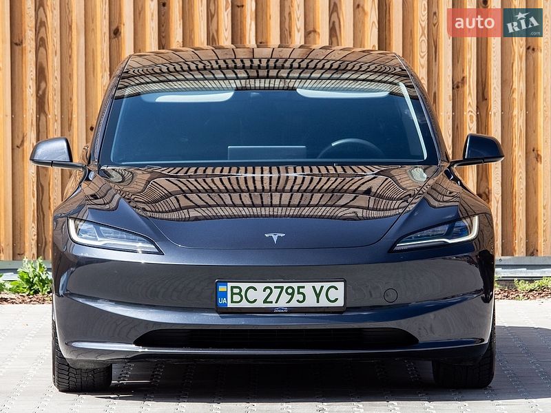 Седан Tesla Model 3 2024 в Львове фото 16 Седан Tesla Model 3 2024 в Львове