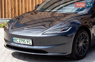 Седан Tesla Model 3 2024 в Львове фото 10 Седан Tesla Model 3 2024 в Львове