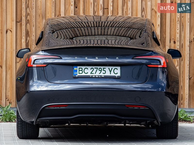 Седан Tesla Model 3 2024 в Львове фото 15 Седан Tesla Model 3 2024 в Львове